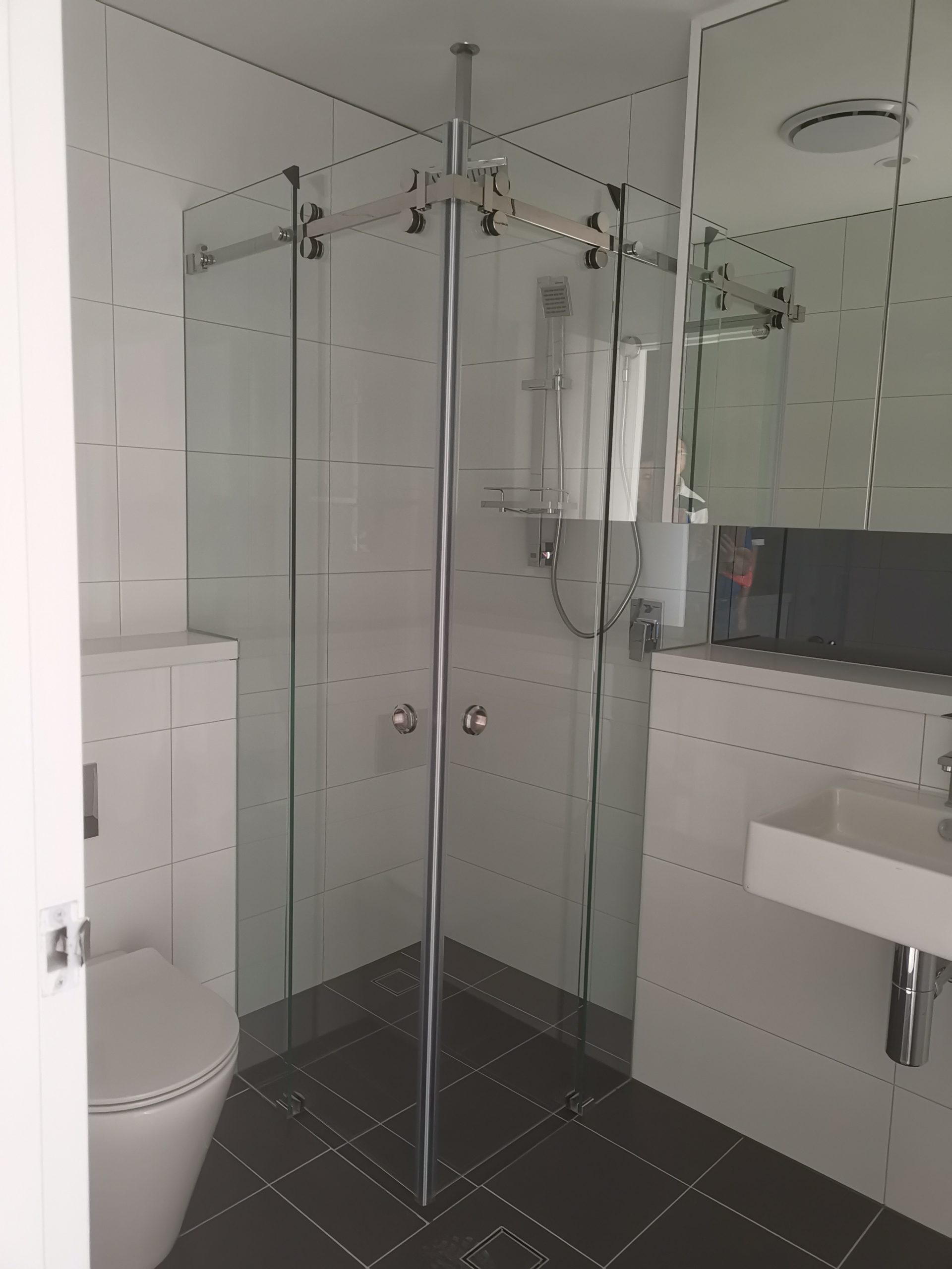 Frameless Classic Sliding <1000mm*1000mm